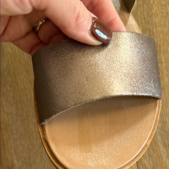 Sorel Ella II Sandals - Tan and Rose Gold Size 8.5 - Picture 6 of 7